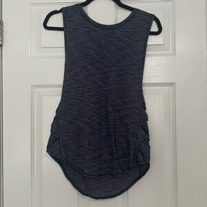 Lululemon Var-City Muscle Tank in Heathered Deep Navy - Size 8